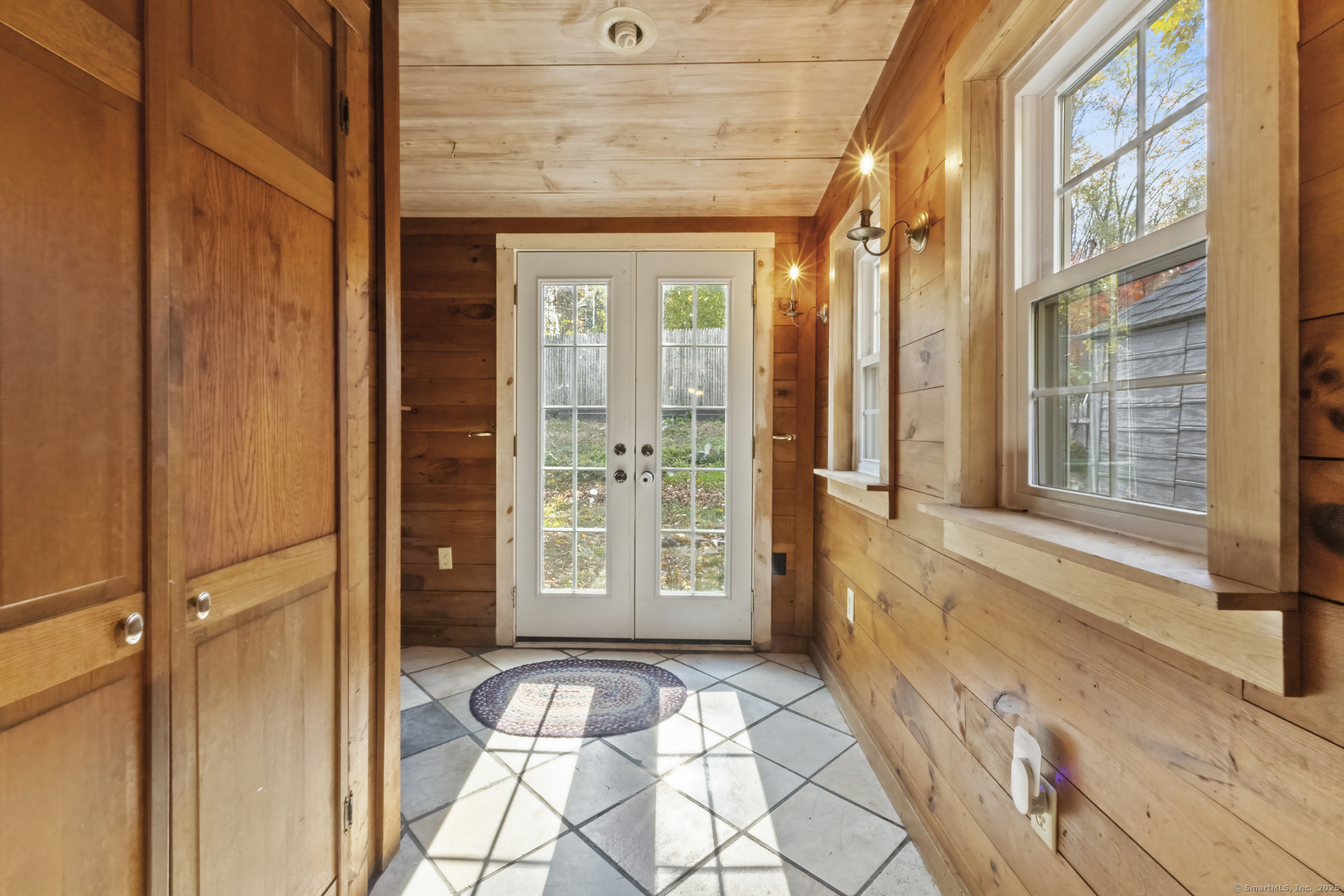 31 Railroad Avenue Farmington CT 06085