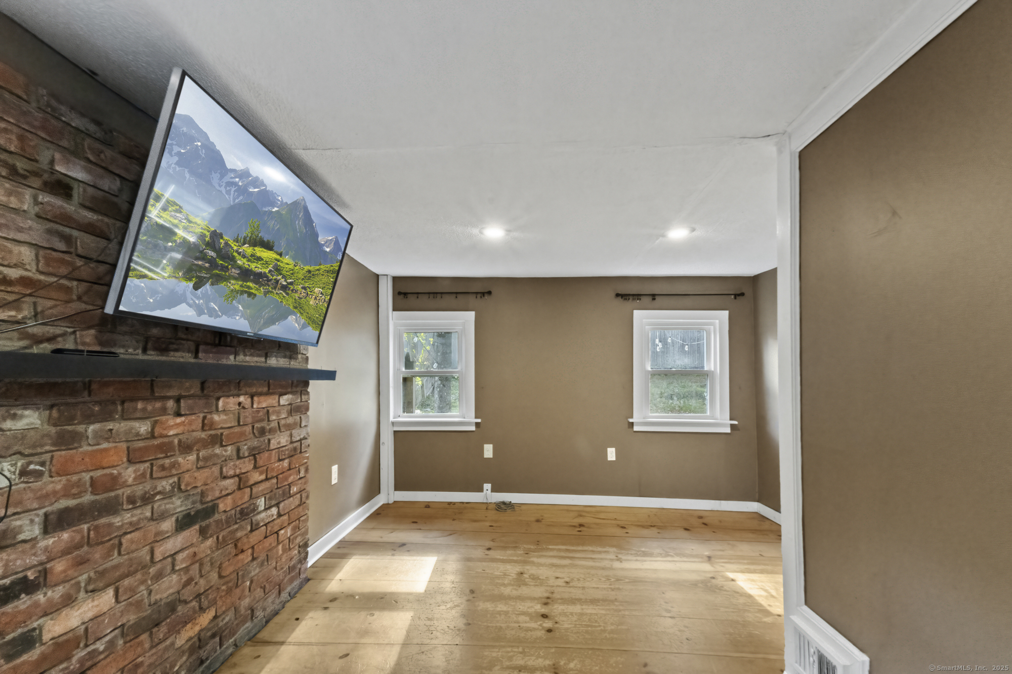 31 Railroad Avenue Farmington CT 06085