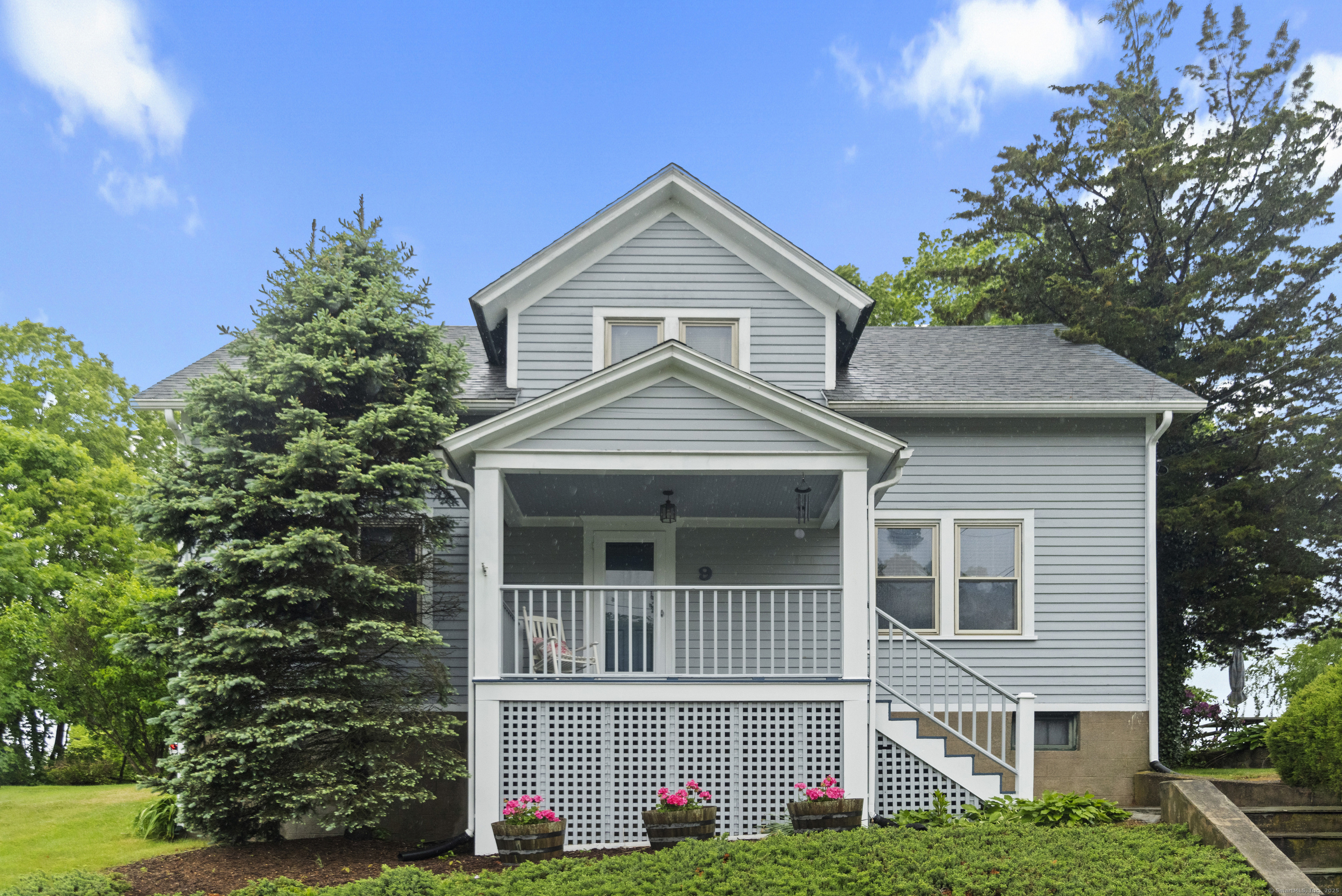 9 Grove Street Clinton CT 06413