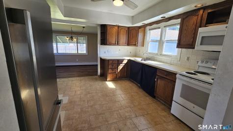 32 Riverdale Road Milford CT 06460