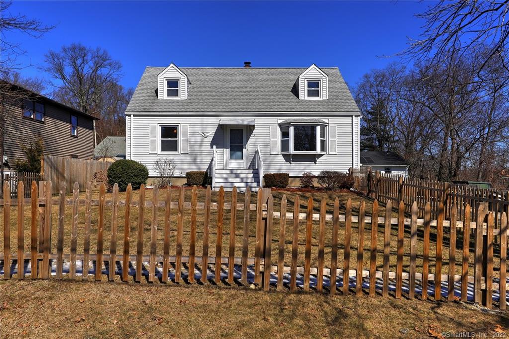 23 Midwood Road Milford CT 06460