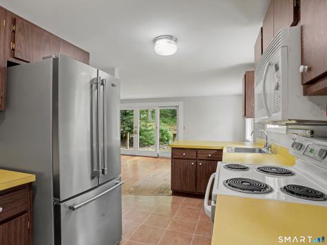 6 New St Extension Wilton CT 06897