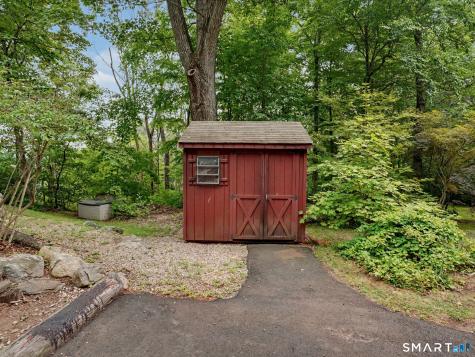 6 New St Extension Wilton CT 06897