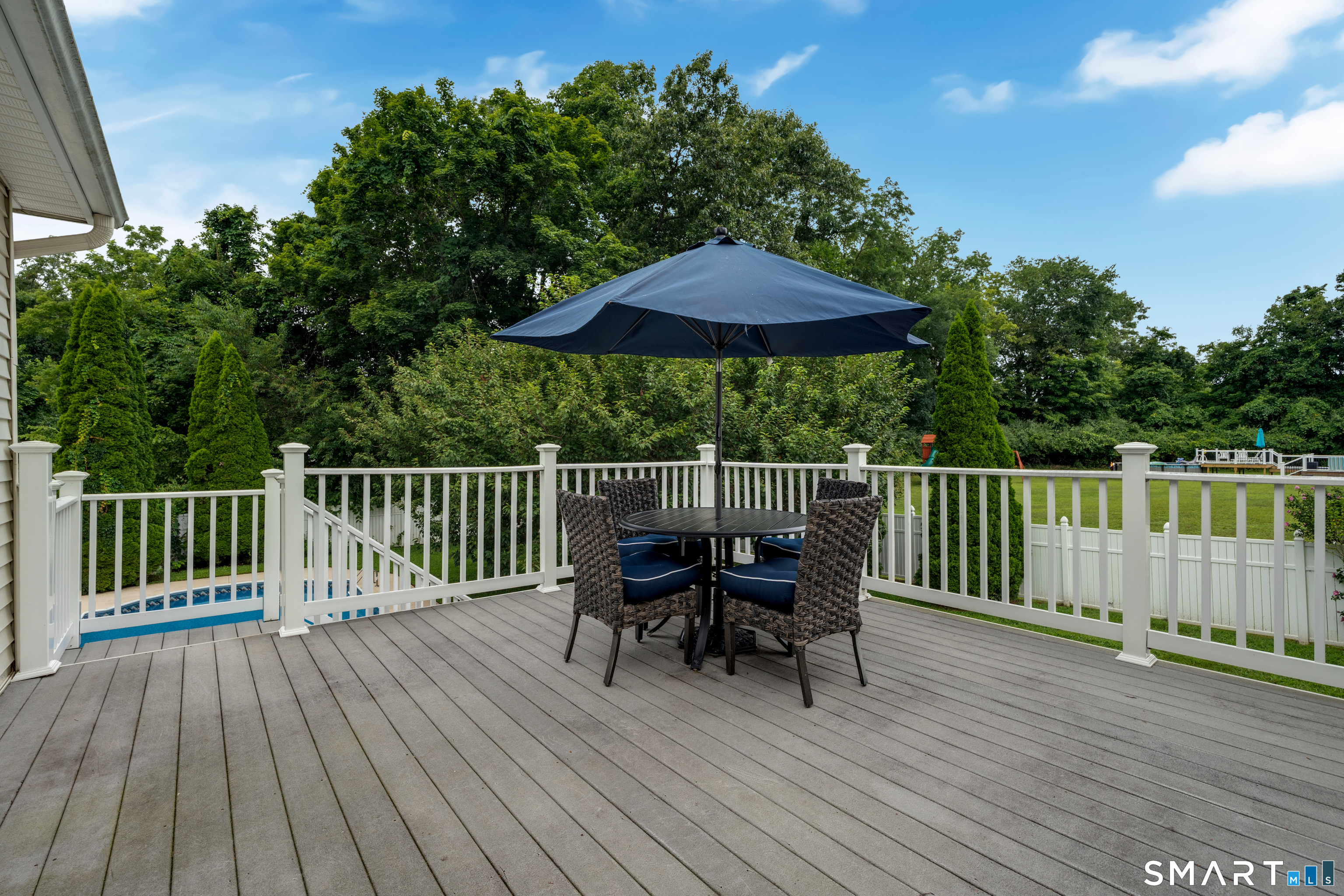 31 Stone Hedge Drive North Haven CT 06473