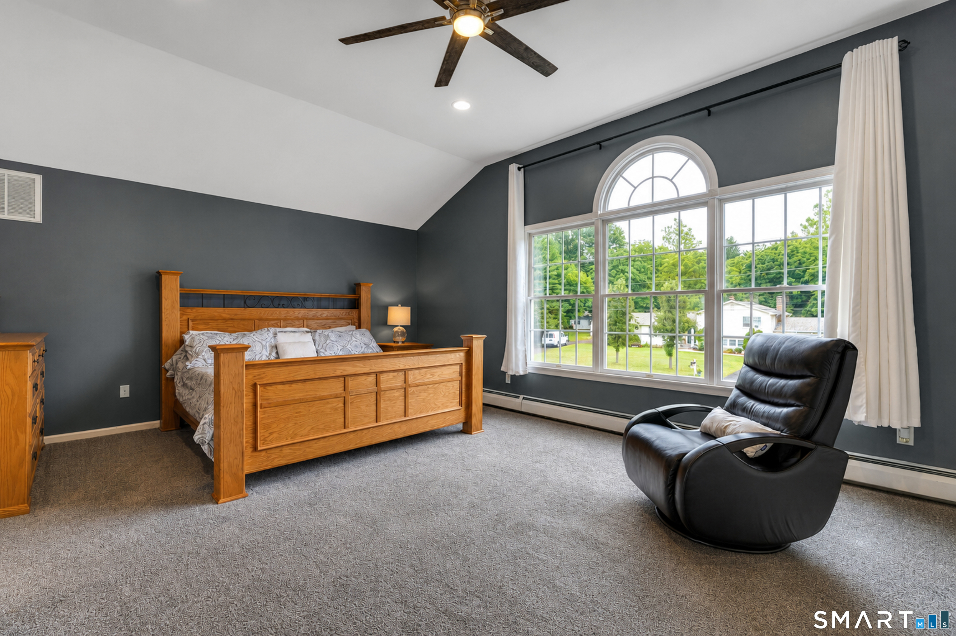 31 Stone Hedge Drive North Haven CT 06473