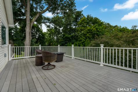 31 Stone Hedge Drive North Haven CT 06473
