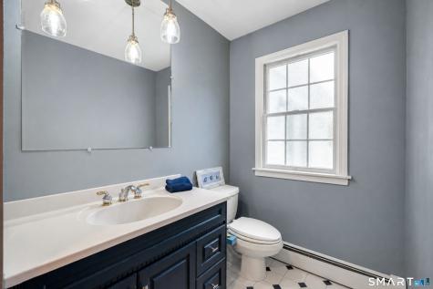 31 Stone Hedge Drive North Haven CT 06473