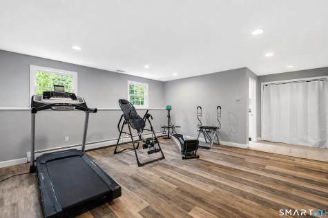 31 Stone Hedge Drive North Haven CT 06473