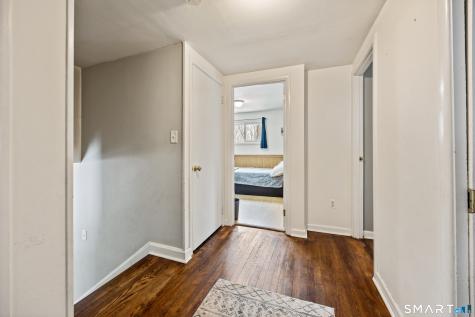 38 Mountain Road Cheshire CT 06410