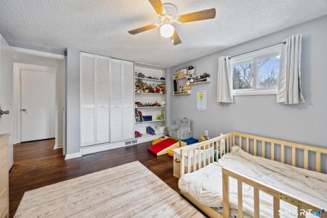 38 Mountain Road Cheshire CT 06410