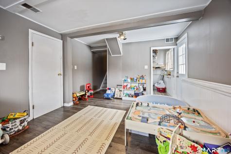 38 Mountain Road Cheshire CT 06410