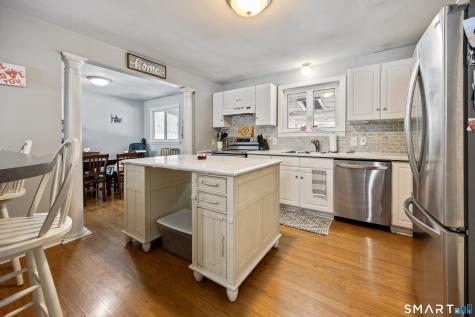 38 Mountain Road Cheshire CT 06410