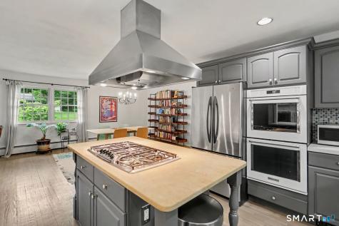 46 Midrocks Drive Norwalk CT 06851