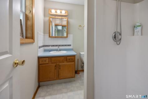 8 Plank Road Prospect CT 06712