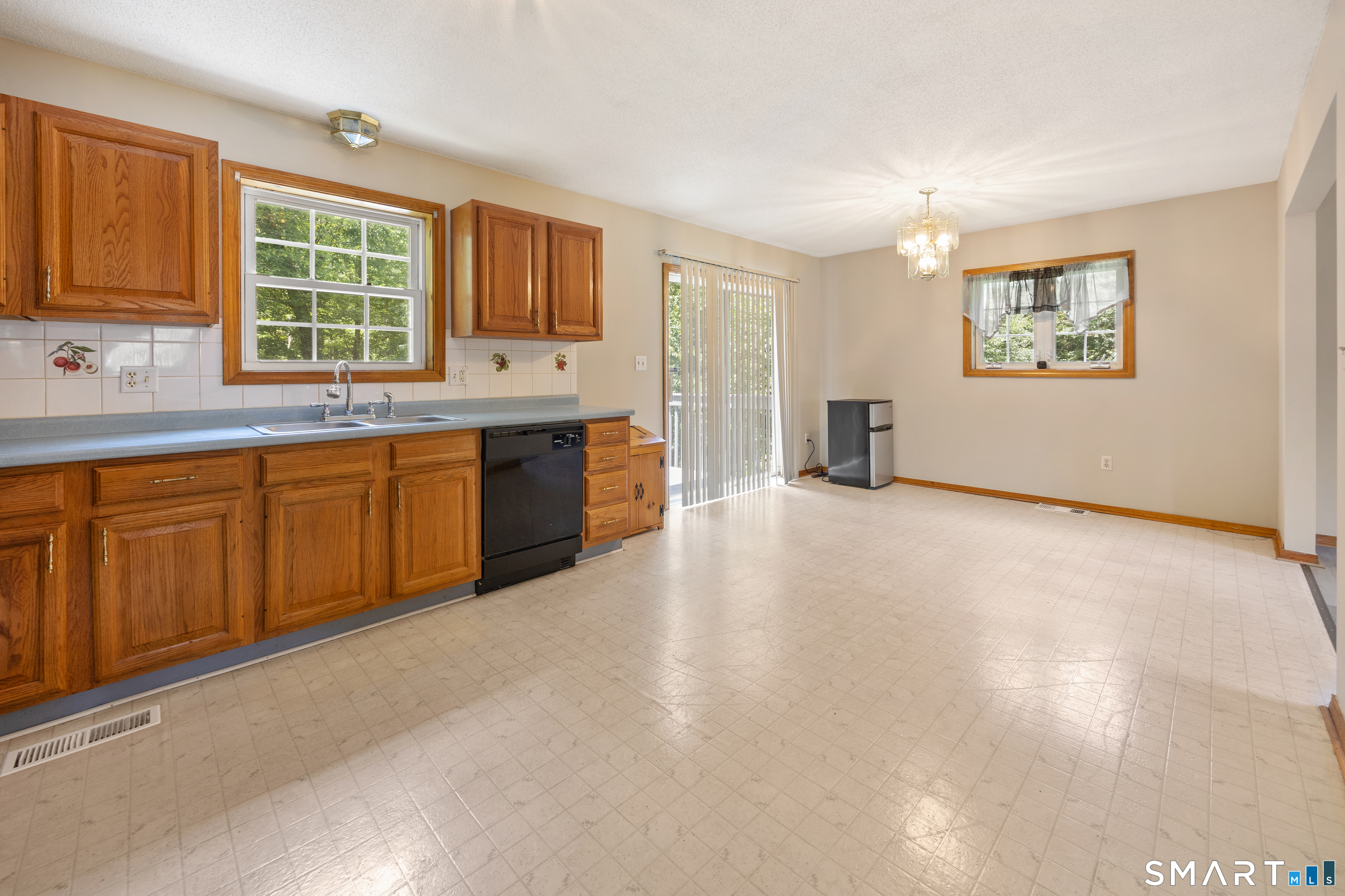8 Plank Road Prospect CT 06712