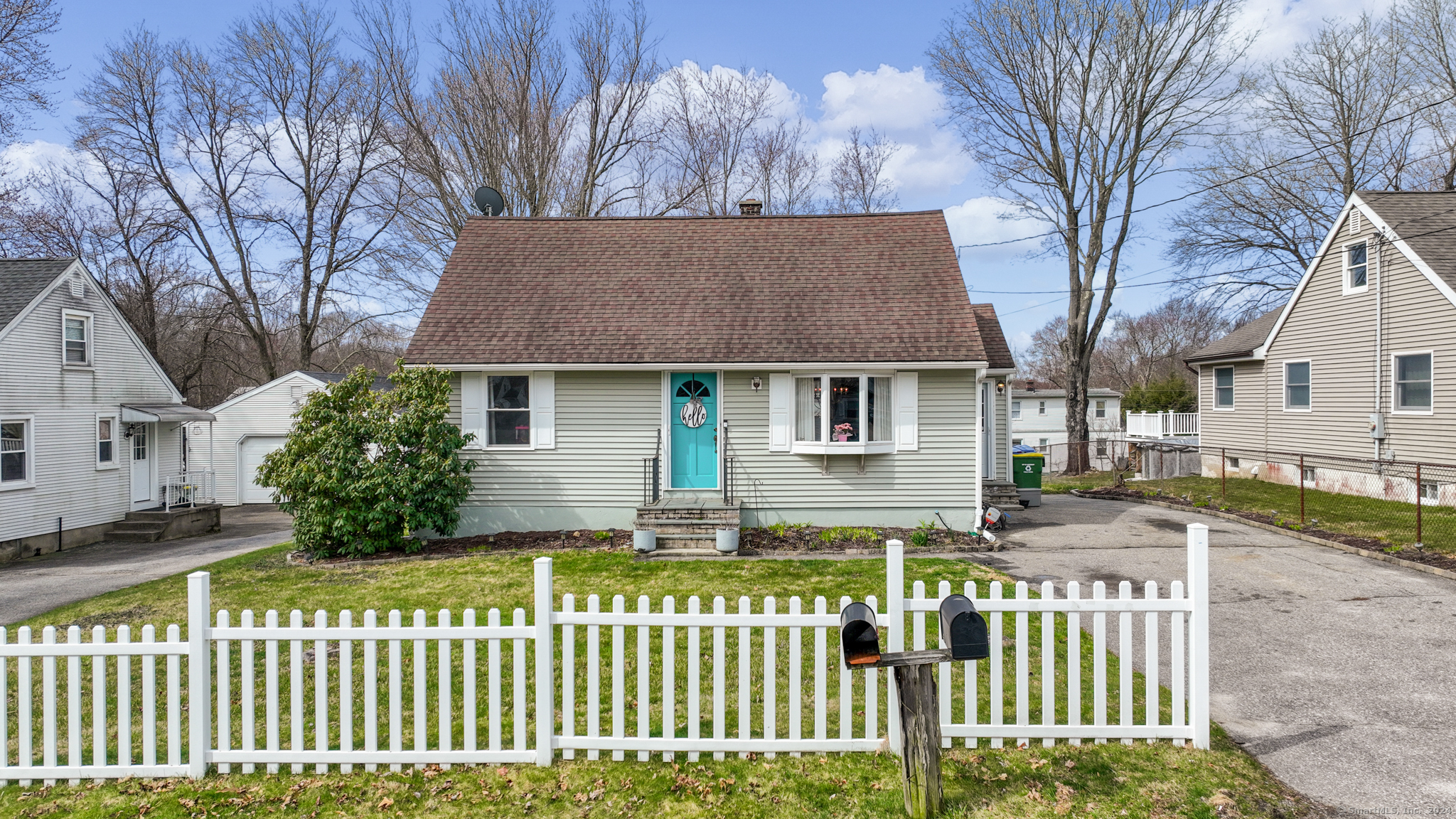 108 Crestwood Avenue Waterbury CT 06704