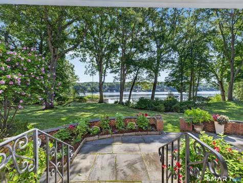 7 Shawandassee Road Waterford CT 06385
