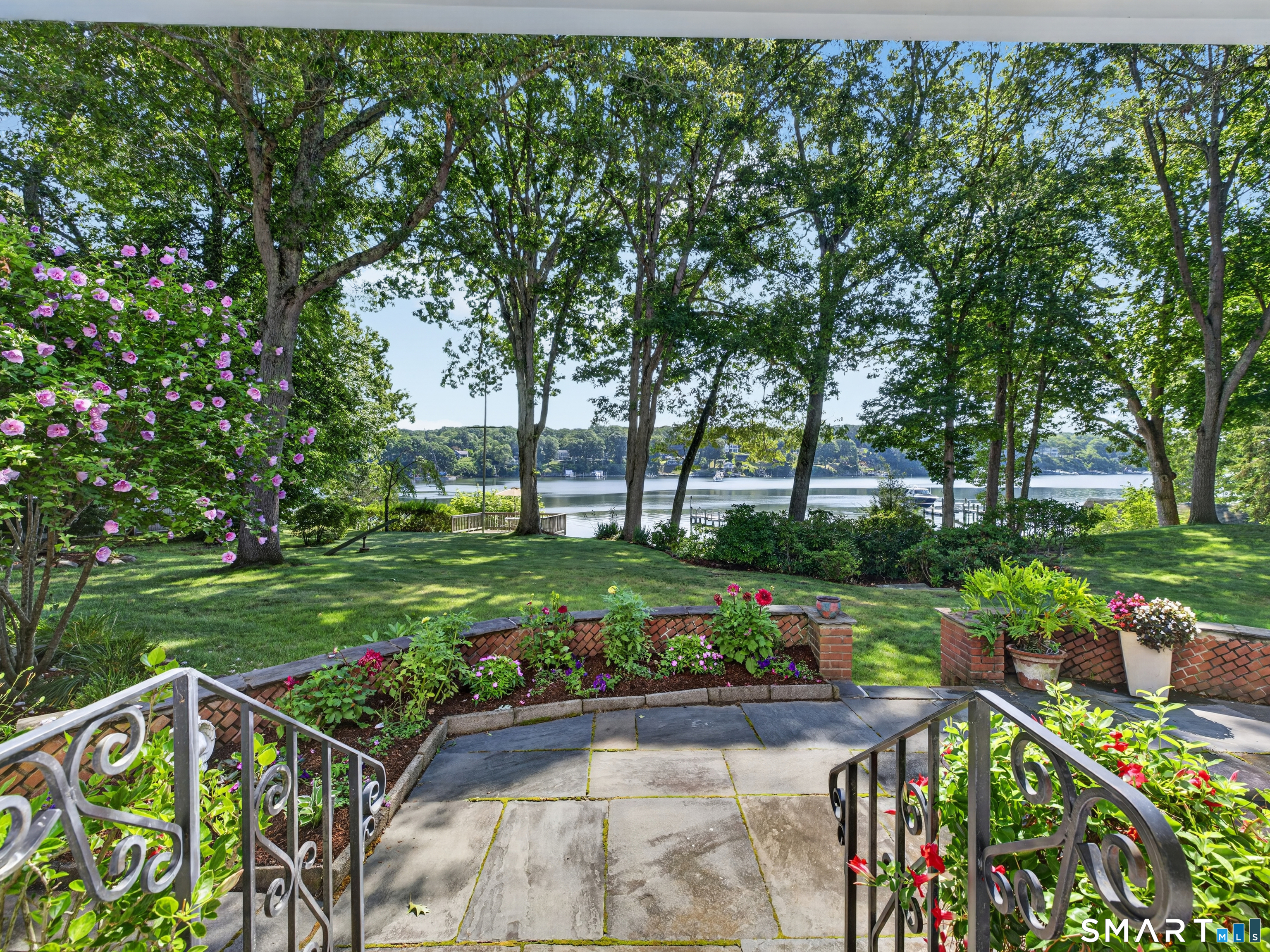7 Shawandassee Road Waterford CT 06385