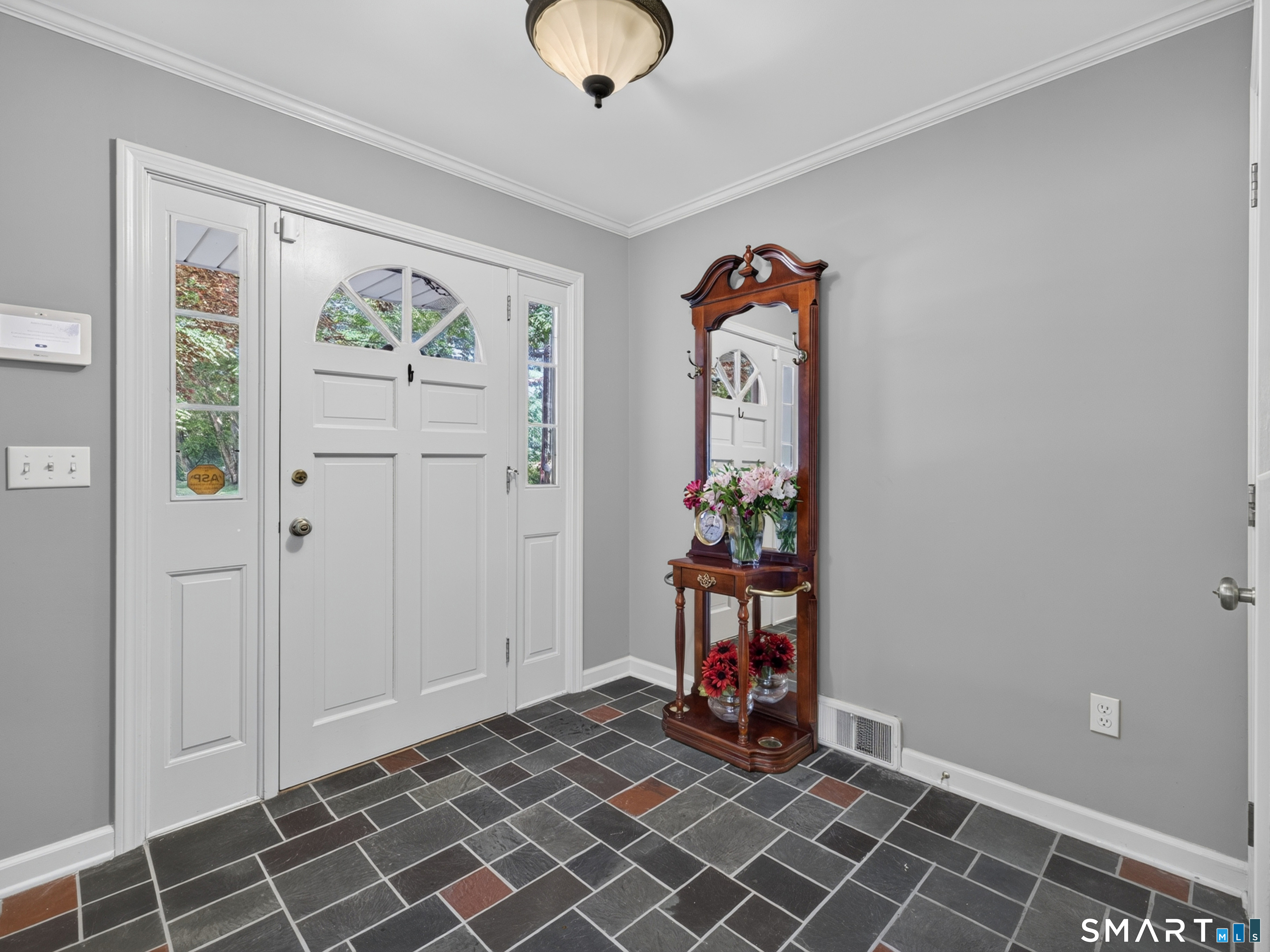 7 Shawandassee Road Waterford CT 06385