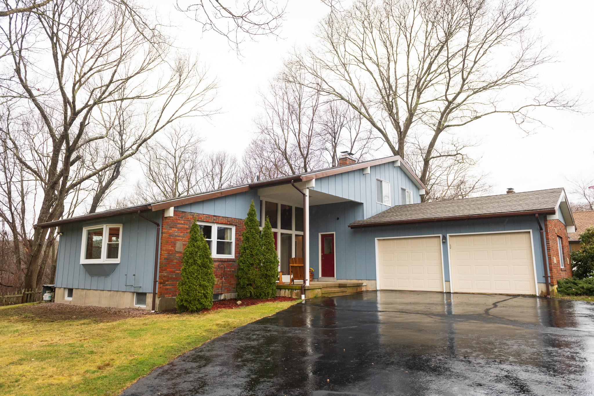 47 Colonial Drive Waterford CT 06385