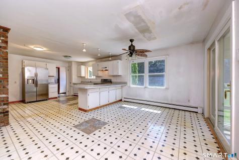 1021 Wheelers Farms Road Milford CT 06461