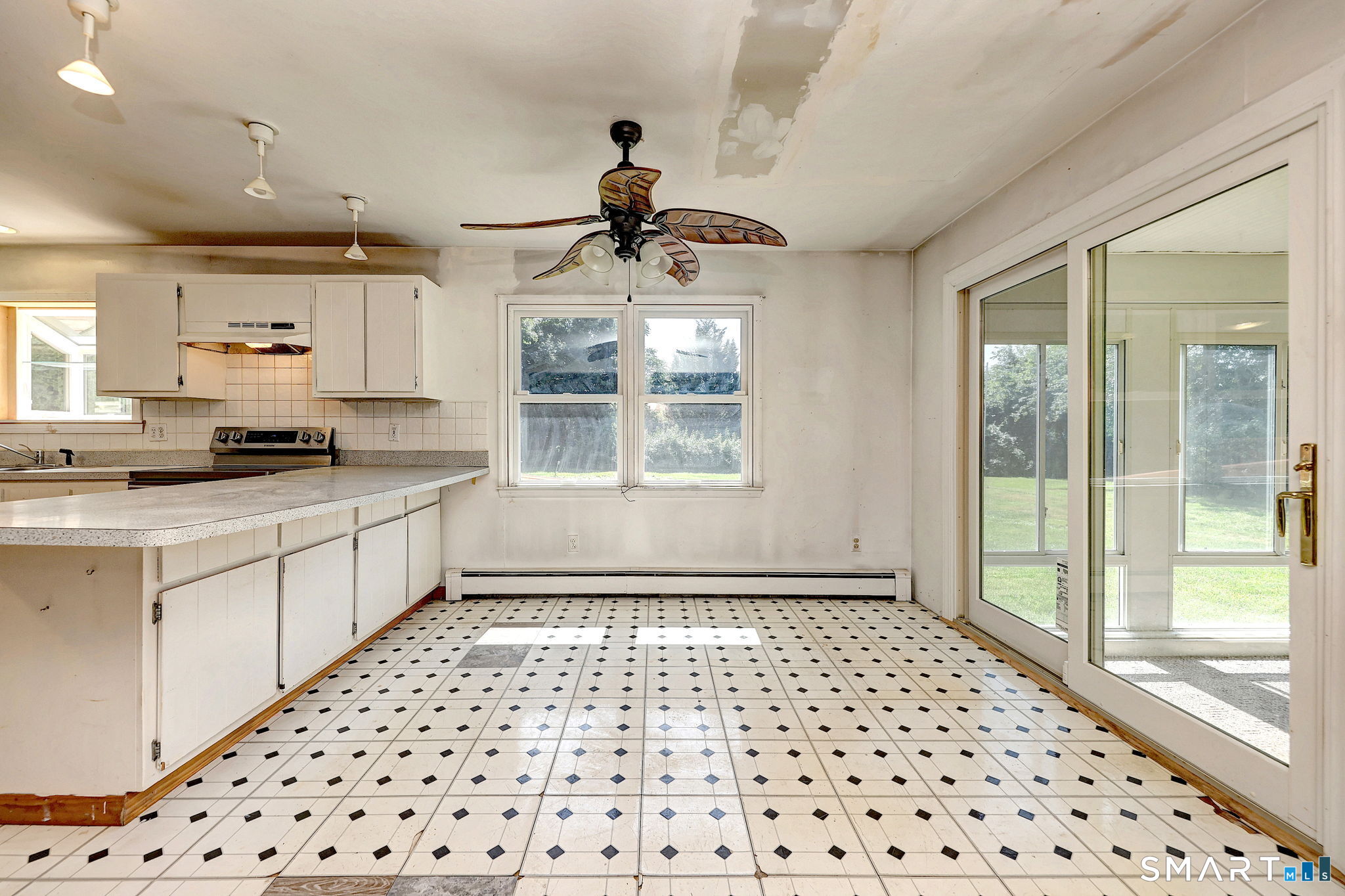 1021 Wheelers Farms Road Milford CT 06461
