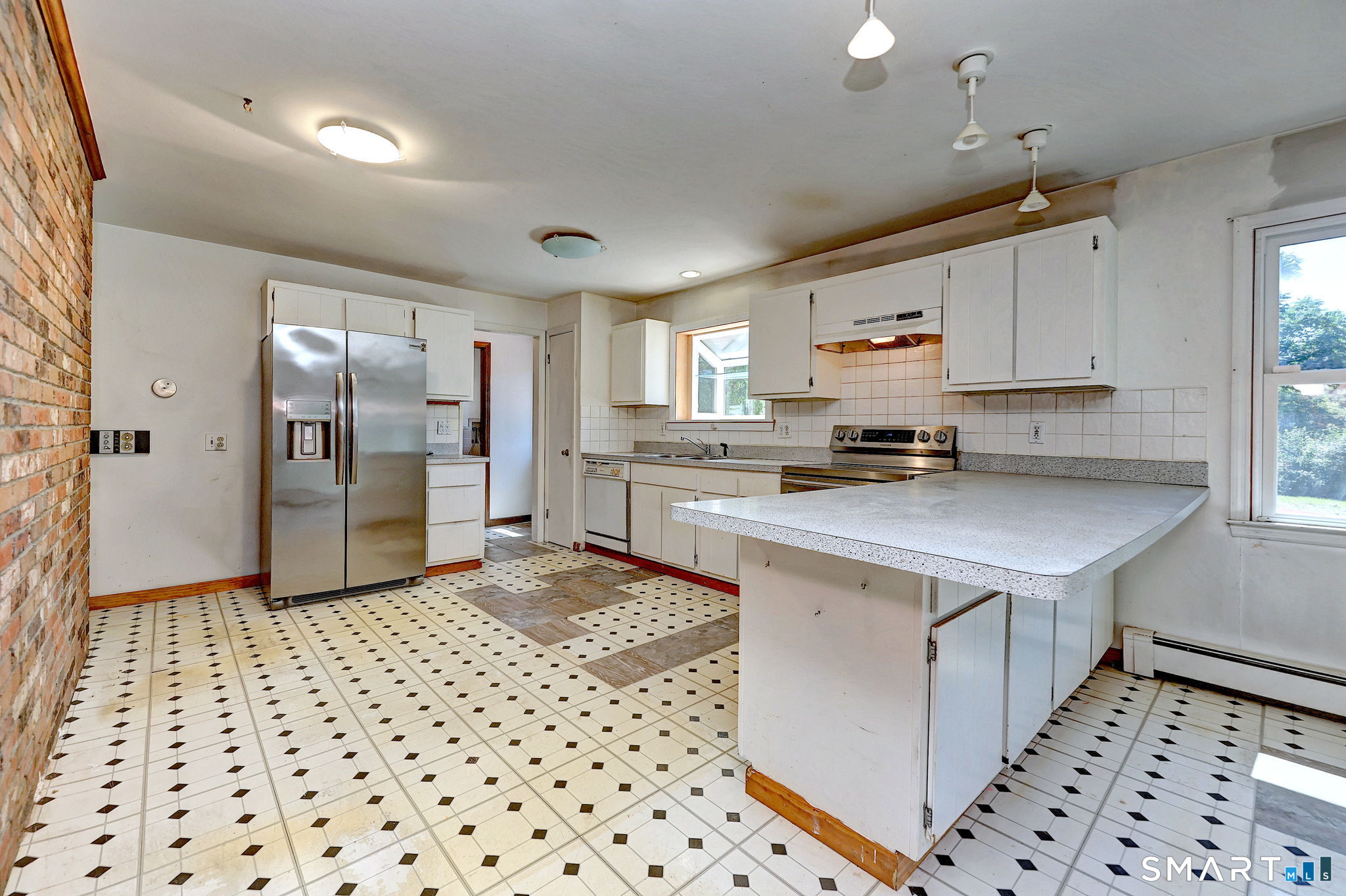 1021 Wheelers Farms Road Milford CT 06461