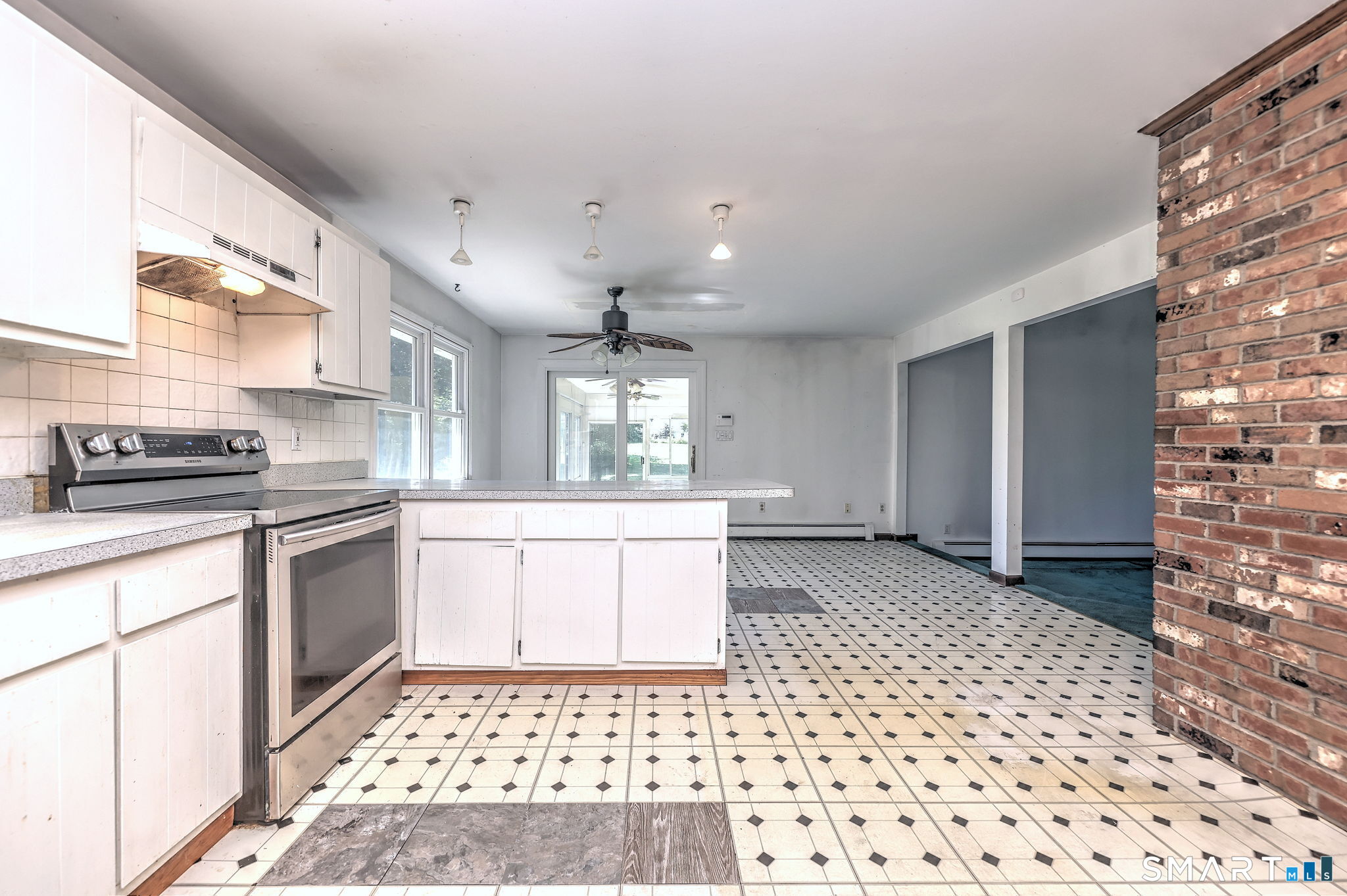 1021 Wheelers Farms Road Milford CT 06461