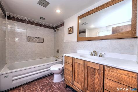 1021 Wheelers Farms Road Milford CT 06461