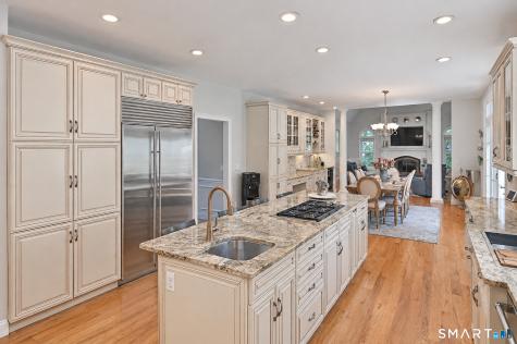 3 Dylan Drive Newtown CT 06470