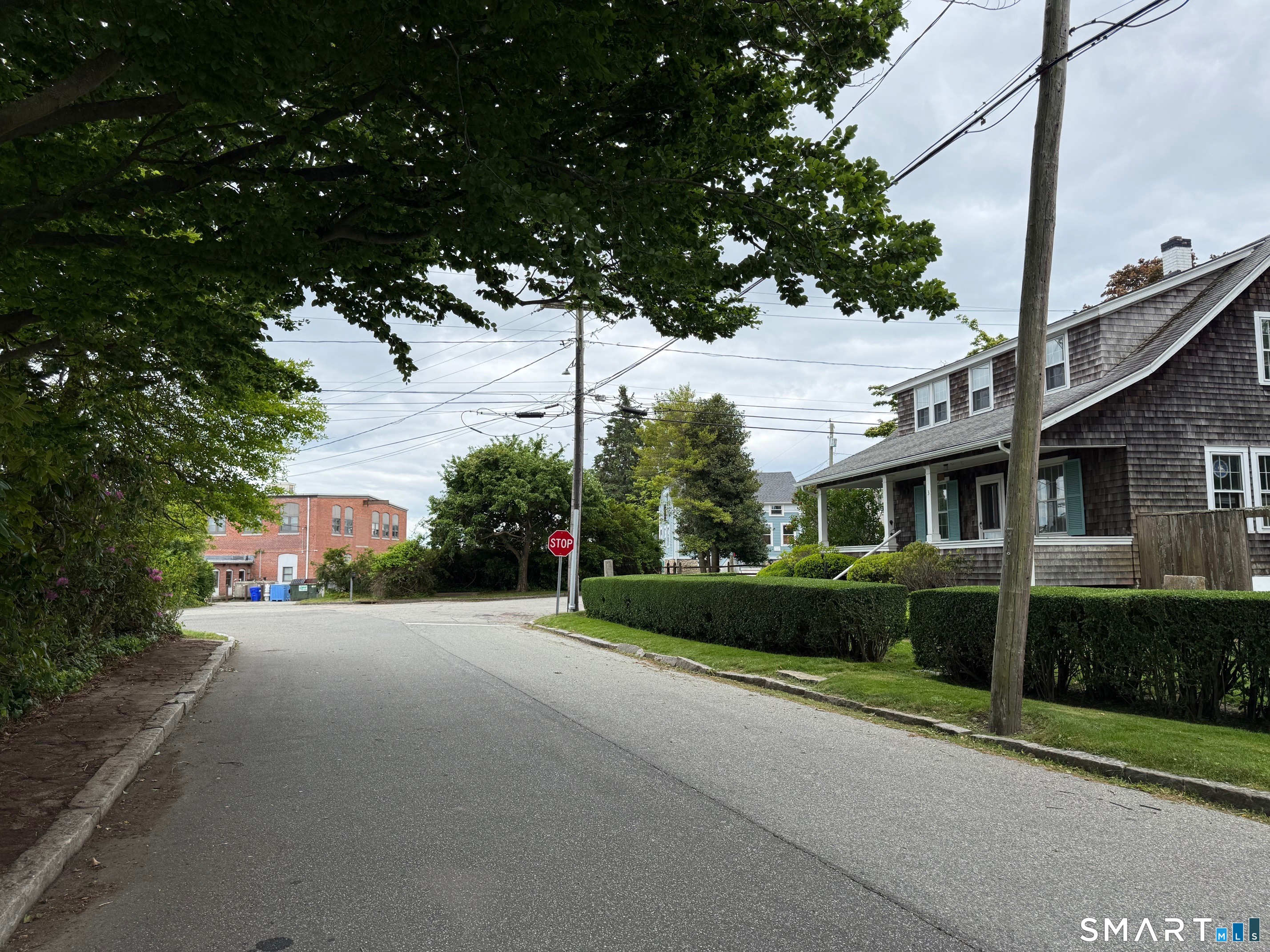 3 Front Street Groton CT 06340