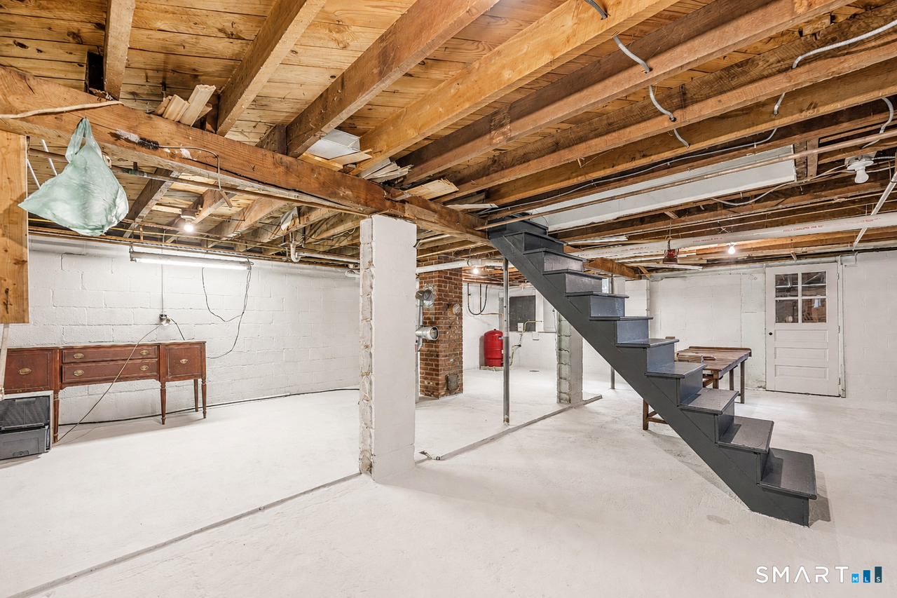 425 Lakeside Road Morris CT 06758