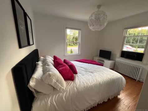 15 Faulise Avenue Stonington CT 06379