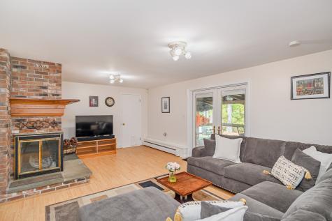 4 Winthrop Road Bethel CT 06801