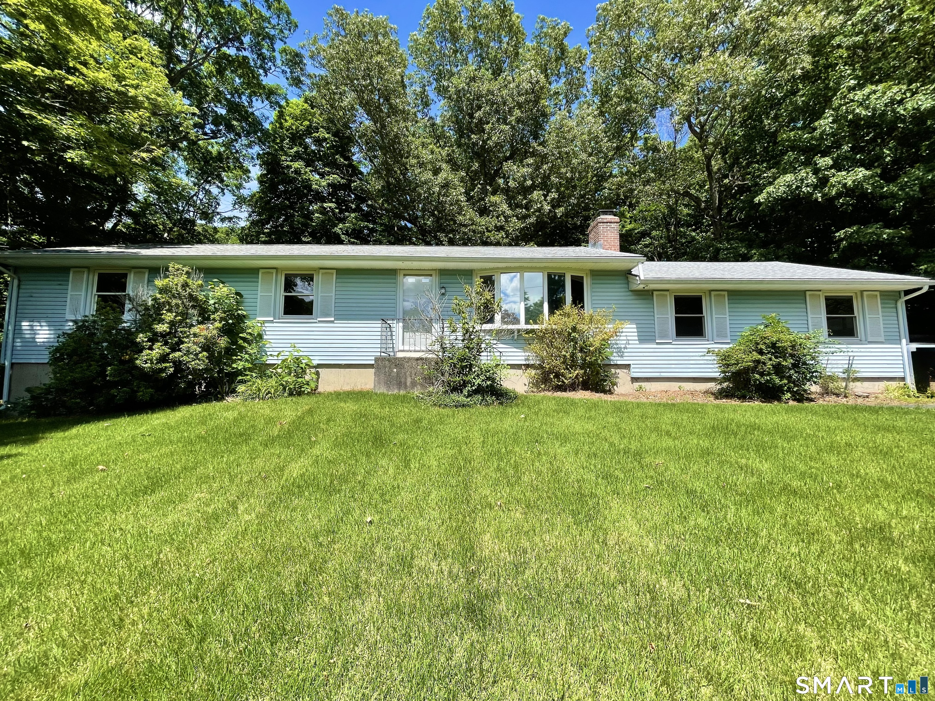 5 Cold Spring Circle Shelton CT 06484