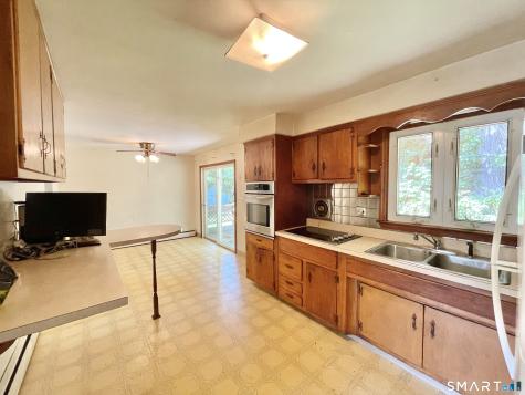 5 Cold Spring Circle Shelton CT 06484