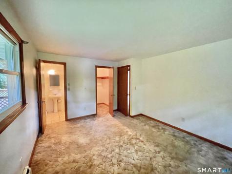 5 Cold Spring Circle Shelton CT 06484