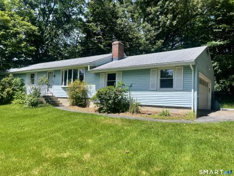 5 Cold Spring Circle Shelton CT 06484