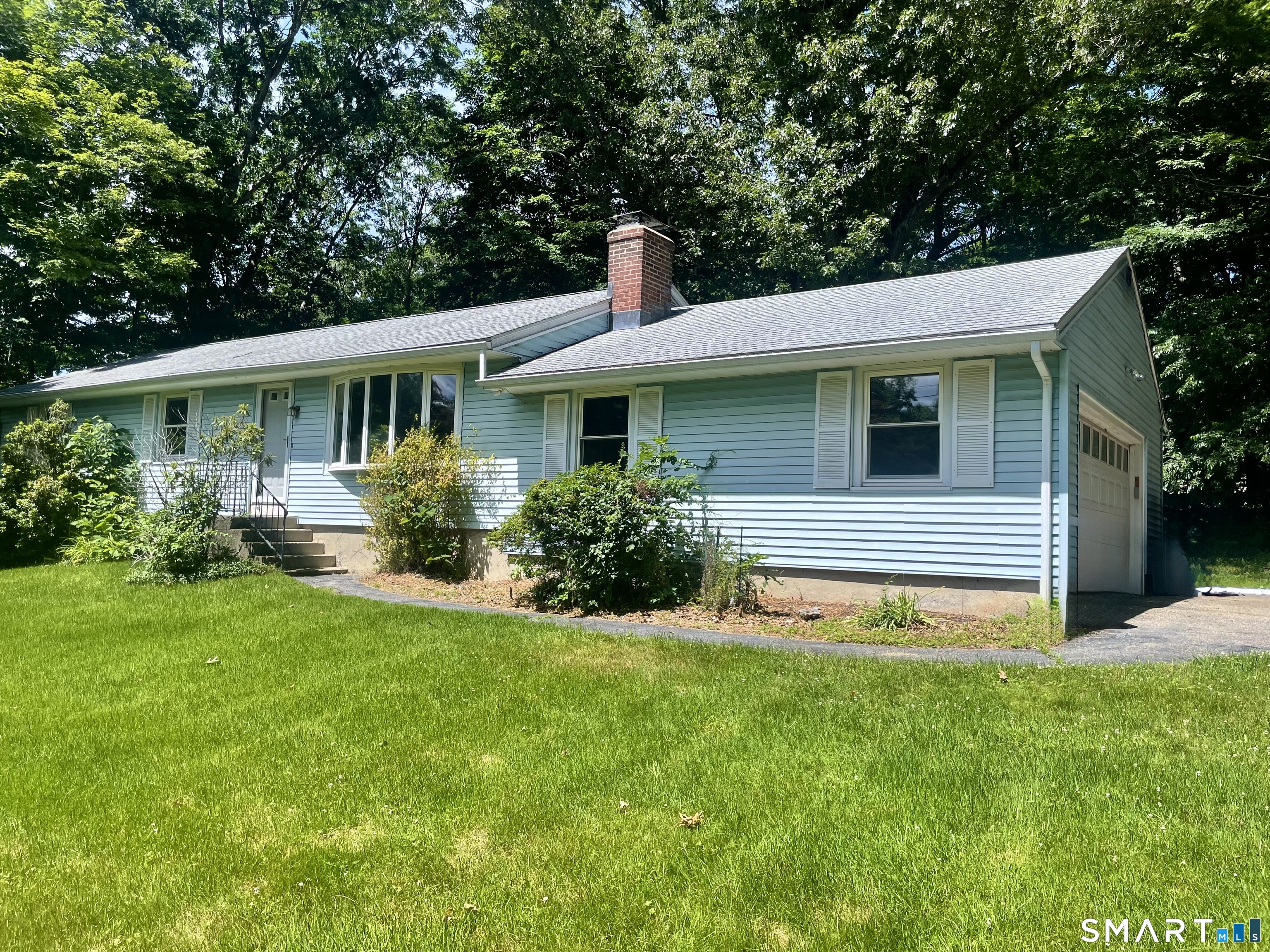 5 Cold Spring Circle Shelton CT 06484
