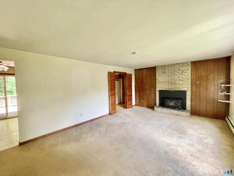 5 Cold Spring Circle Shelton CT 06484