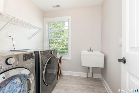 352 Patton Drive Cheshire CT 06410