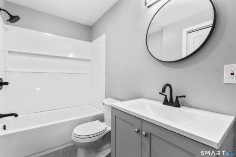 373 Collinsville Road Farmington CT 06085