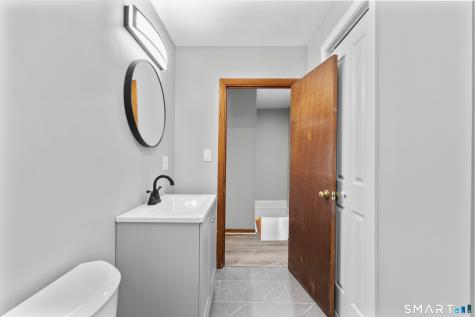 373 Collinsville Road Farmington CT 06085