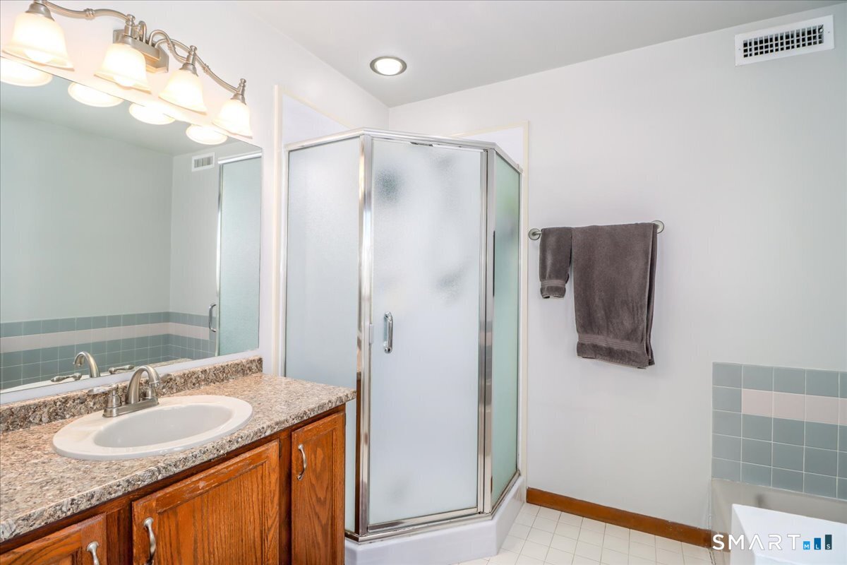 36 Shelley Road Bethel CT 06801