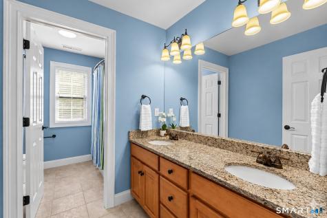 26 Hendrickson Lane Farmington CT 06085