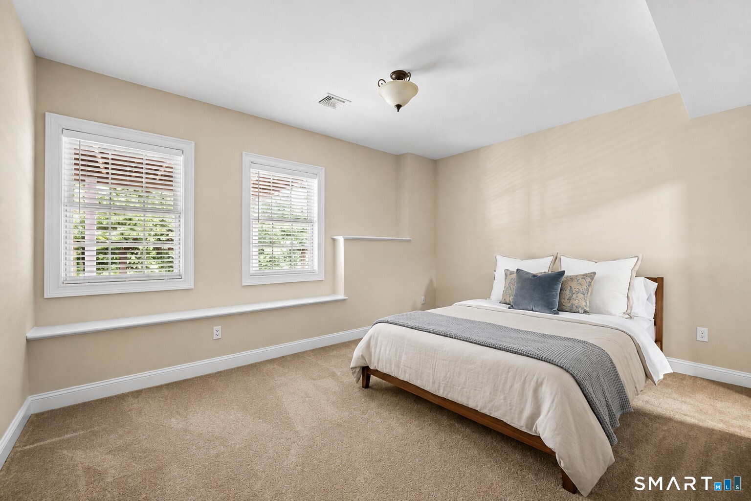 26 Hendrickson Lane Farmington CT 06085