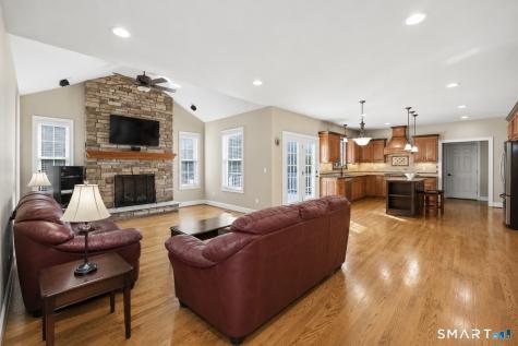 26 Hendrickson Lane Farmington CT 06085