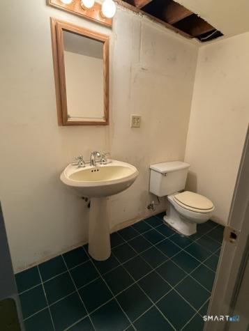 321 Benedict Drive South Windsor CT 06074