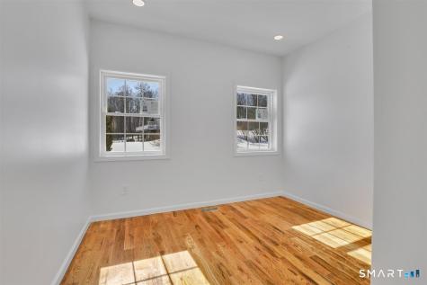 15 Martins Manor Manchester CT 06040