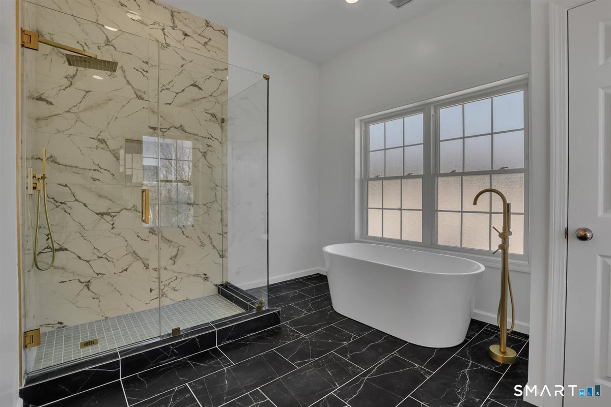 15 Martins Manor Manchester CT 06040